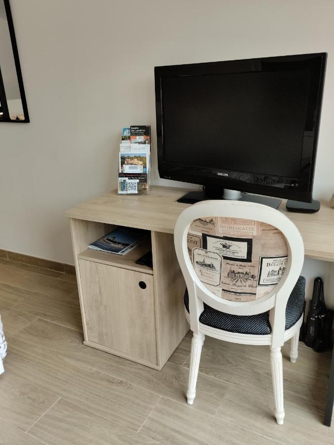 L'Atelier Saint-Sulpice Entre Bordeaux Et St Emilion Bed & Breakfast Ngoại thất bức ảnh