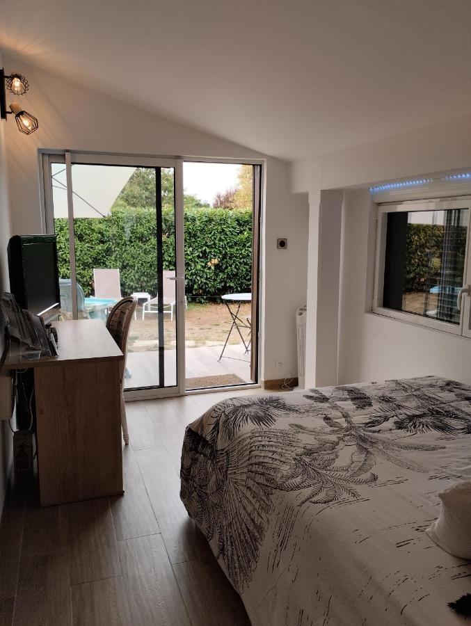 L'Atelier Saint-Sulpice Entre Bordeaux Et St Emilion Bed & Breakfast Ngoại thất bức ảnh